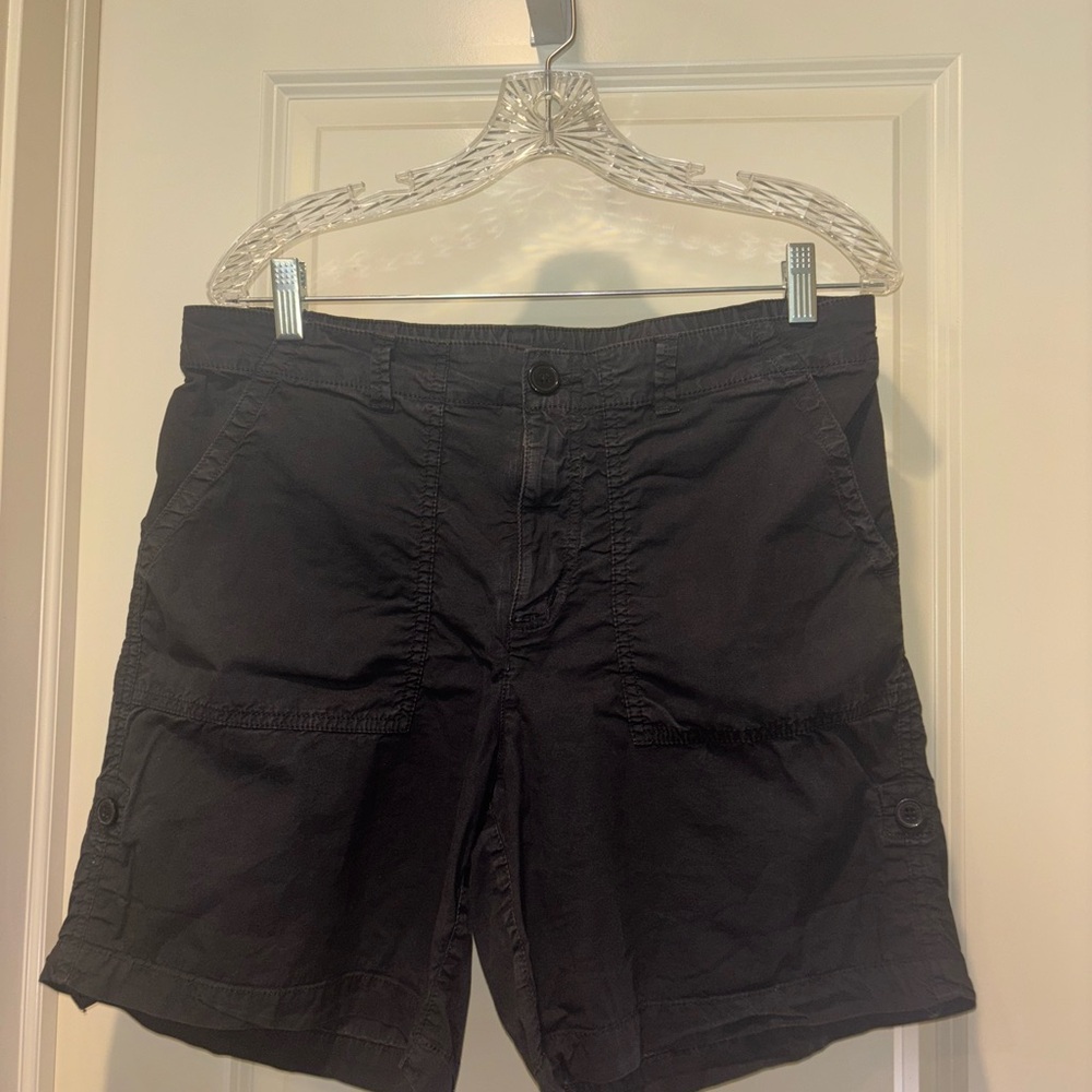 Sanctuary Black Shorts with Classic Design